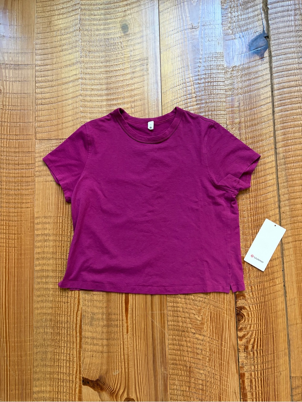Lululemon classic fit tee